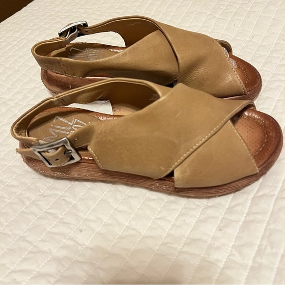 Miz Mooz Leather Cross-Band Sandals Irma Sand beige  slingback size 38(7.5) - Picture 2 of 12